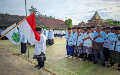 Kabinet ISNUH 2024/2025 Resmi Dilantik: Semangat Baru untuk Kemajuan Pondok Pesantren Nurul Hikmah!